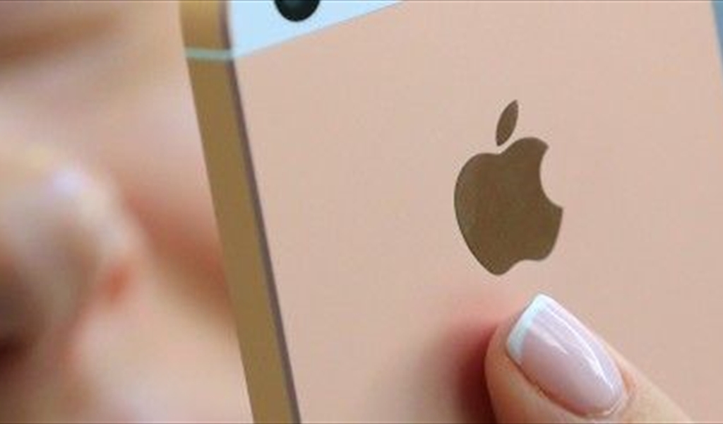 6 أسباب تدفعك لشراء iPhone SE 2 عوضاً عن أي هاتف آخر لشركة آبل