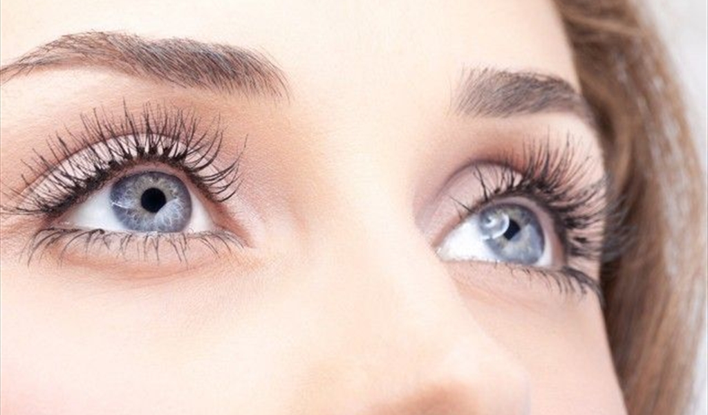 من منظور علمي لماذا للعيون ألوان مختلفة؟