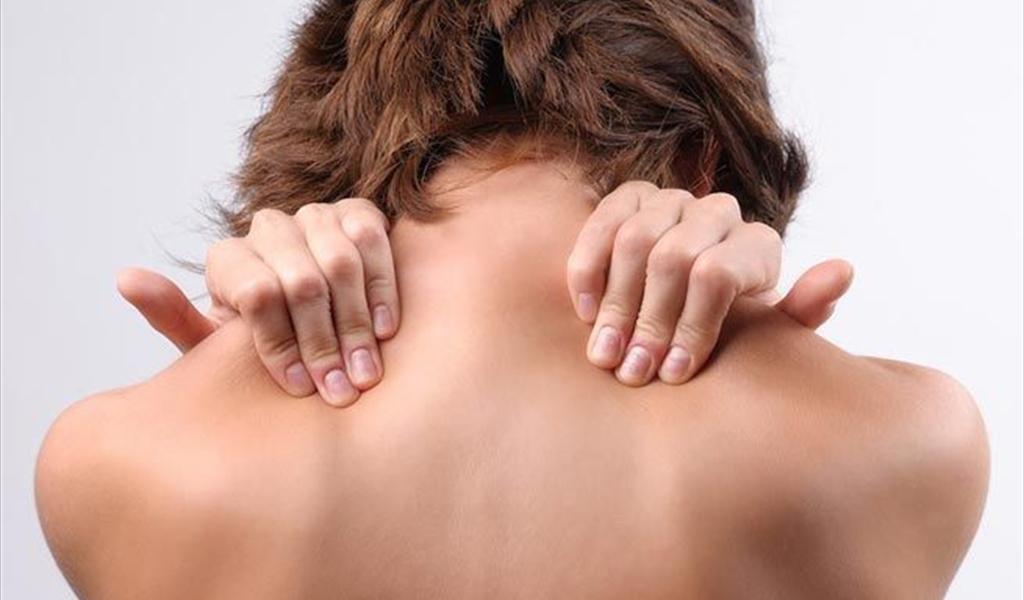 تخلصي من حبوب الكتف المزعجة بهذه الوصفات الطبيعية