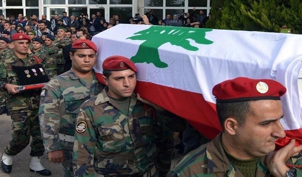 شقيقة شهيد الوطن تصرخ بقلمها من دون حجاب