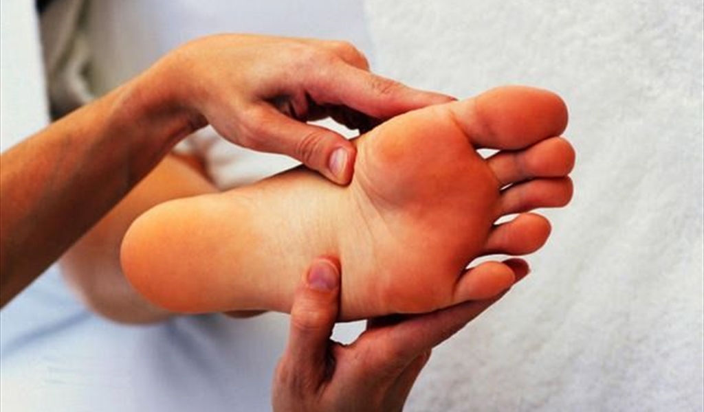 هذه هي أسباب سخونة الأطراف في الليل وطرق علاجها