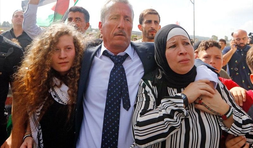 عهد التميمي لـ«اللـواء»: مستمرة بنضالي نموت وتبقى فلسطين