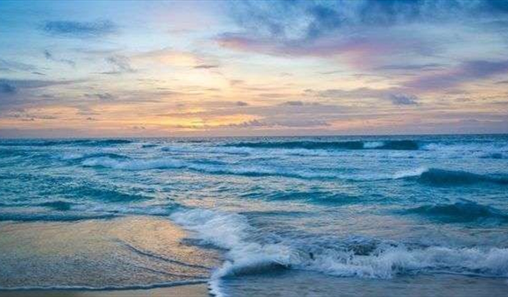 هل راودك هذا السؤال من قبل: لماذا يعد ماء البحر مالحا؟