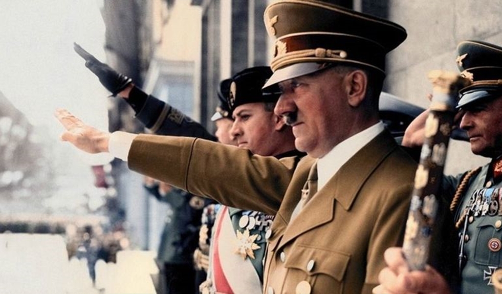 صورة للقائد النازي أدولف هتلر