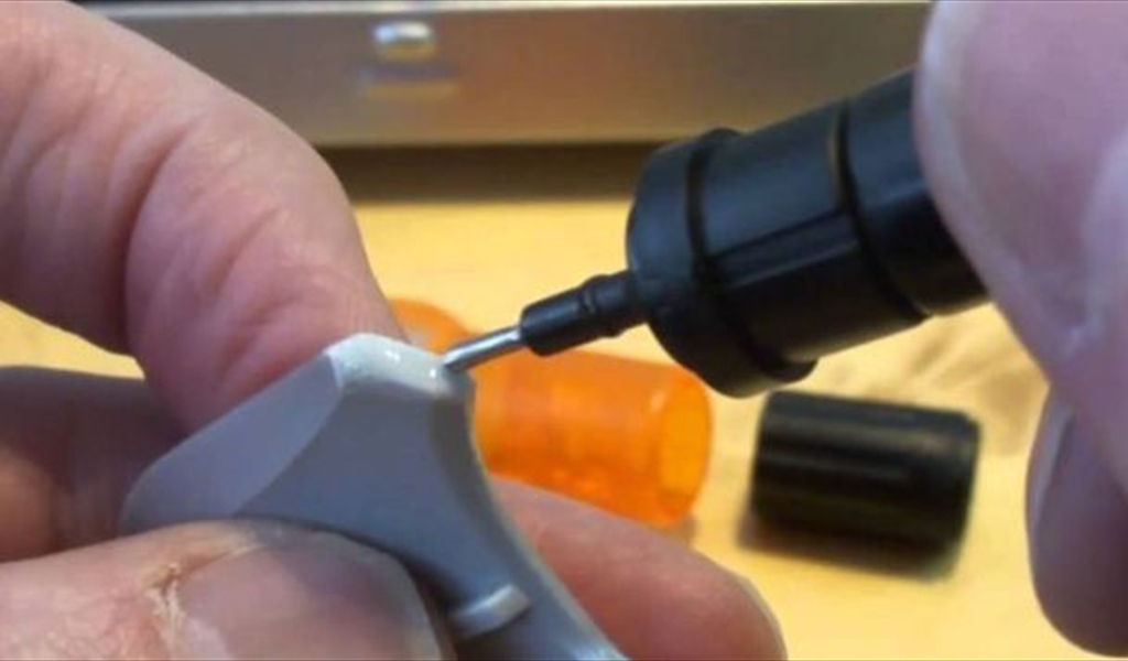 6 طرق لتسهيل حياتك وإصلاح البلاستيك المكسور!