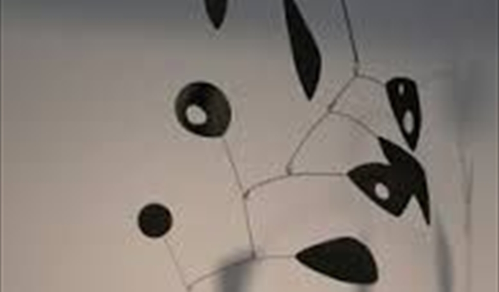 أعمال الفنان Alexander Calde الليونة والصلابة في العمل الفني