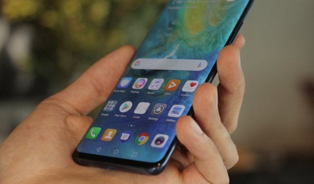 المارد الصيني يطلق «هواوي Mate 20 Pro» أحدث هواتف عام 2018
