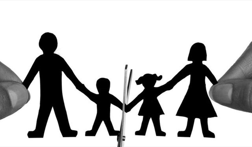 تدخُّل الأهل في خلافات الأبناء الزوجية..