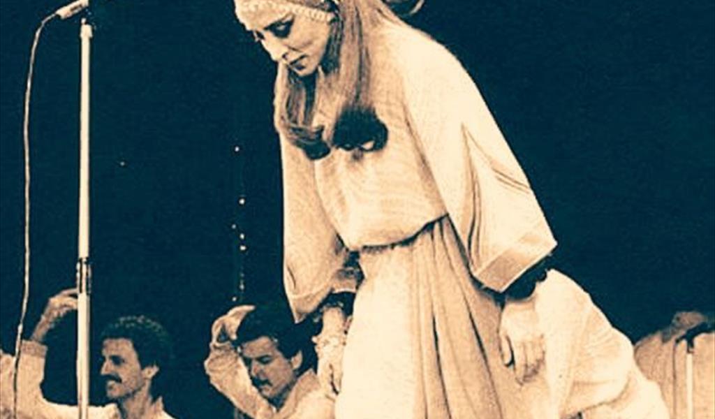 "زوروني كل سنة مرة.." الأغنية التي لمت شمل عائلة.. هذه قصتها!