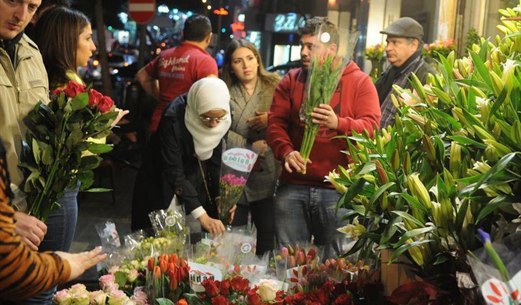 عيد الأم.. متى يصبح مناسبة وطنية؟