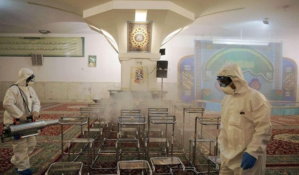 إيران و"كورونا".. توقّعات مرعبة لمسؤول بإصابة ثلث سكان طهران