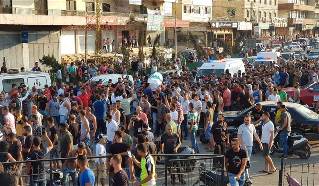 أثناء نقل شهداء الجيش الأربعة  إلى بنين العبد، تمهيداً لتشييعهم في قراهم