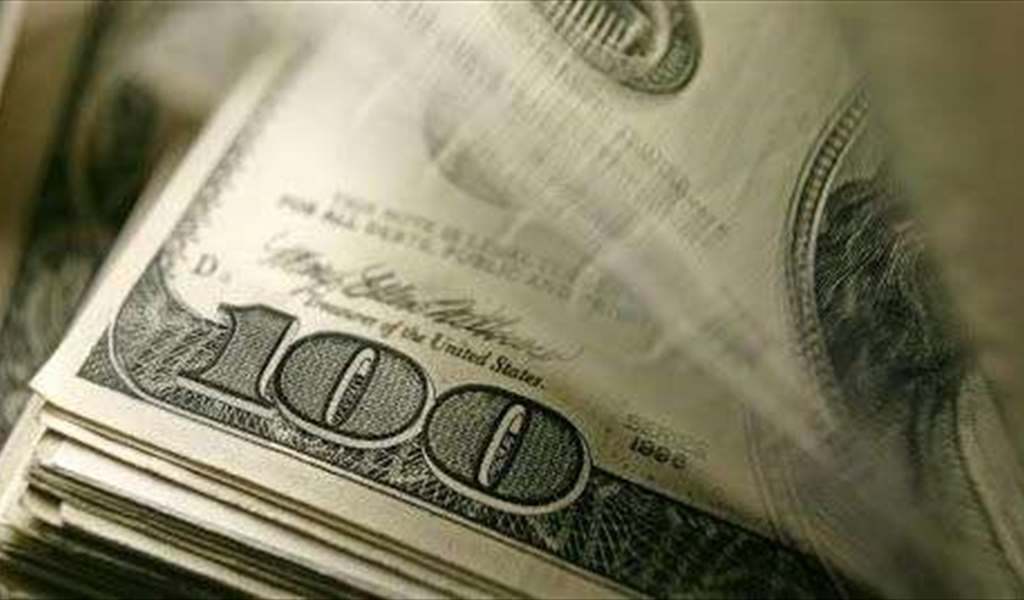 توقعات من داخل «الكهف» المصرفي باستمرار  انحسار الدولار يقابلها مؤشرات عكسية!