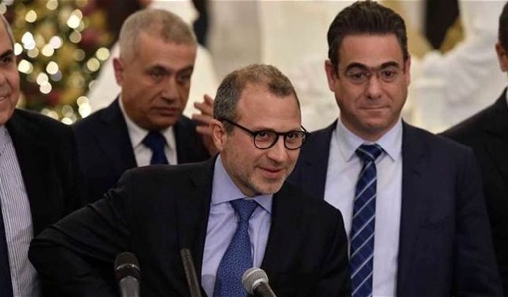 حزب واحد... وصلاحيات رئاسية!