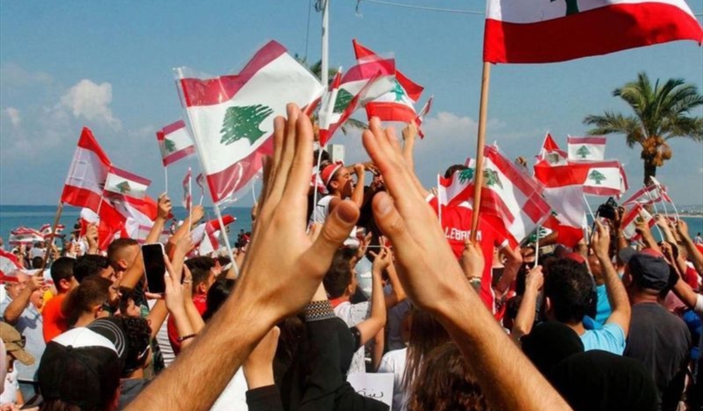 السؤال: هل في لبنان مجتمع؟ وكيف يدافع عن مصالحه!