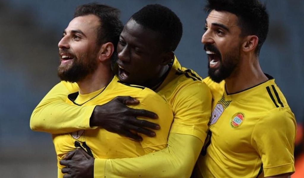 الوحدات الاردني يقترب من ضم اللبناني حيدر بعد زريق