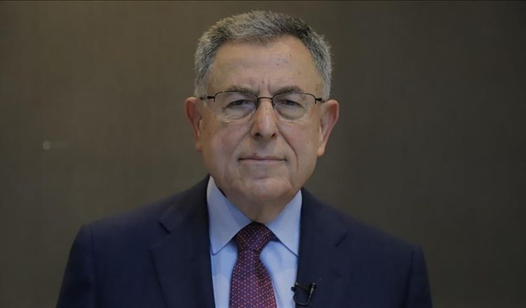السنيورة ينصح الحريري بالإستمرار وعدم الإعتذار: يجب إنقاذ جبران  باسيل من نفسه!