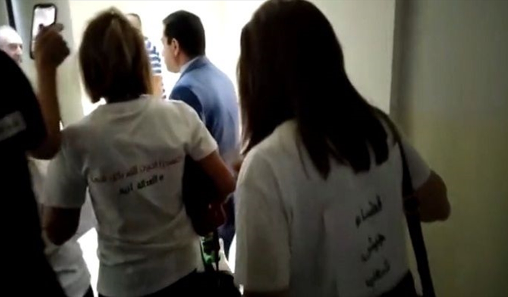 حكومة «المسارات المنفصلة» تنتظر المسعى العربي.. بلا أفق!