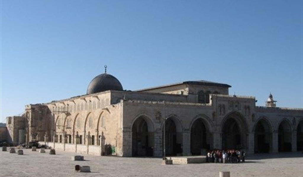 الإفتاء الفلسطينية تصدر توثيقاً للاعتداءات على المسجد الأقصى