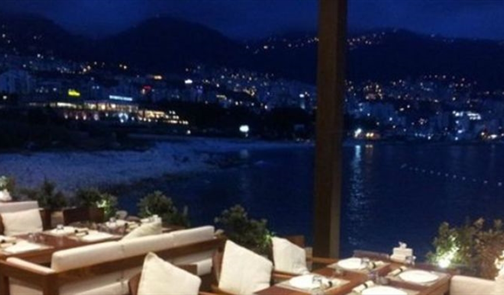 نقابات موظفي المطاعم: لنقل لا لهم ونعم للتغيير