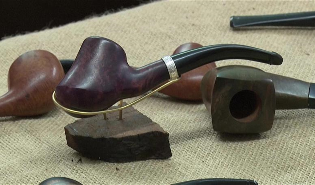 الغليون تقليد اجتماعي عبر التاريخ