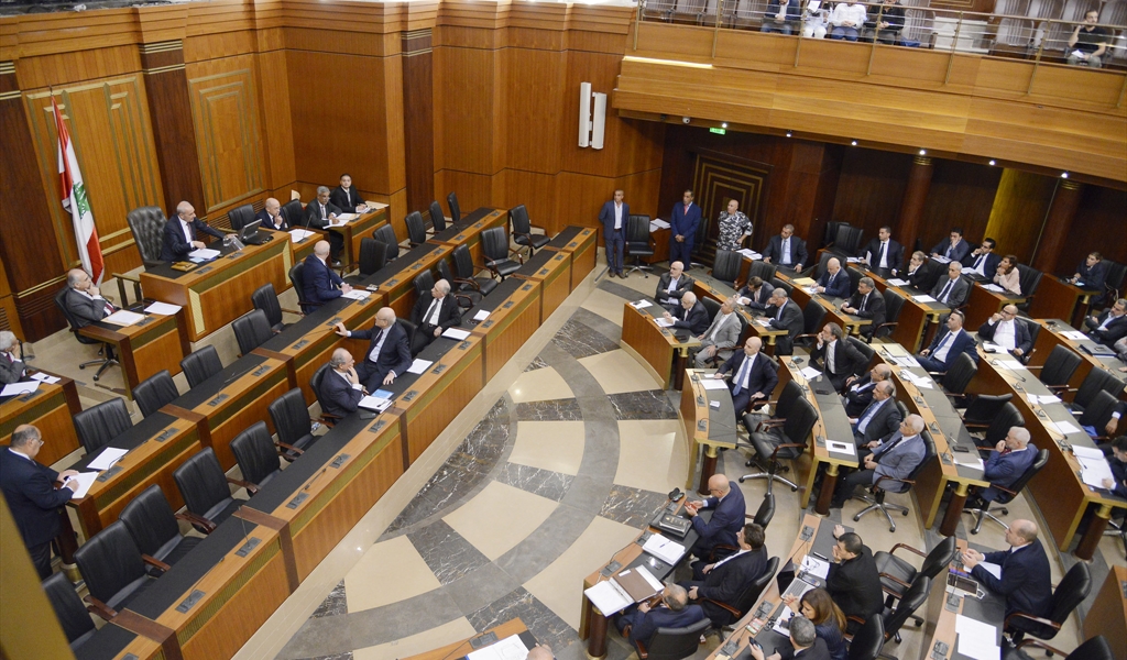 لا رئيس في جلسة الانتخاب الثالثة.. وساعات حاسمة أمام الملف الحكومي