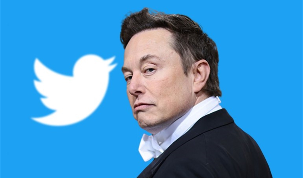 ماسك يبيع عطوره بمليون دولار: اشتروه لأشتري "تويتر"!