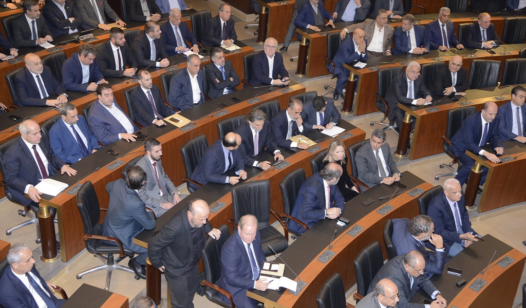 النواب يصوّتون للبقاء في جهنّم