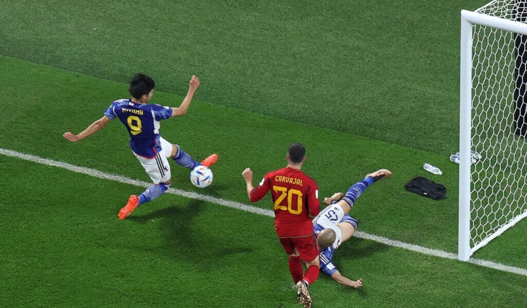 مؤامرة اسبانيا لإخراج المانيا تعيد "نكش" فضيحة الـ82 ضد الجزائر!