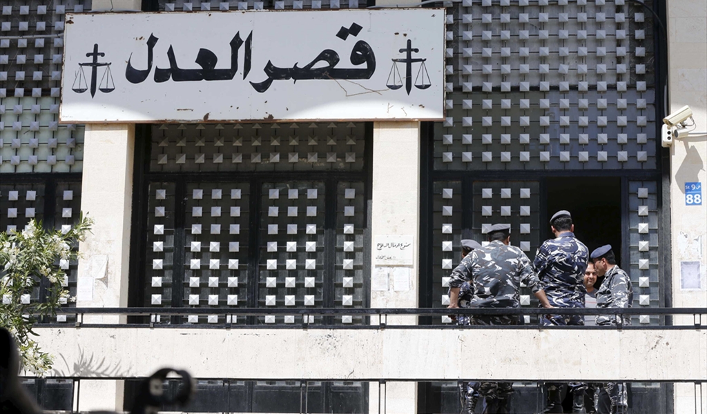 القضاء في مهبِّ العاصفة والعدالة هي الضحية..!