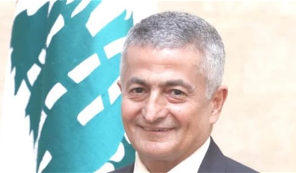 3 كتب من وزير المال الى هذه النقابات