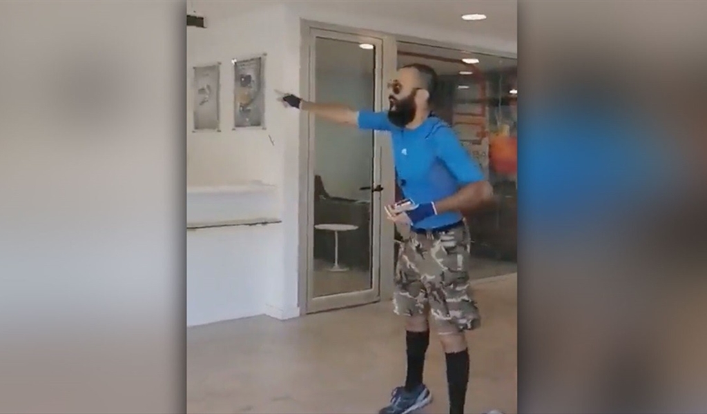 بعد اتهامه بأخذ أكثر من وديعته.. مقتحم "بنك الموارد" يرد: بلا بطولات وهمية