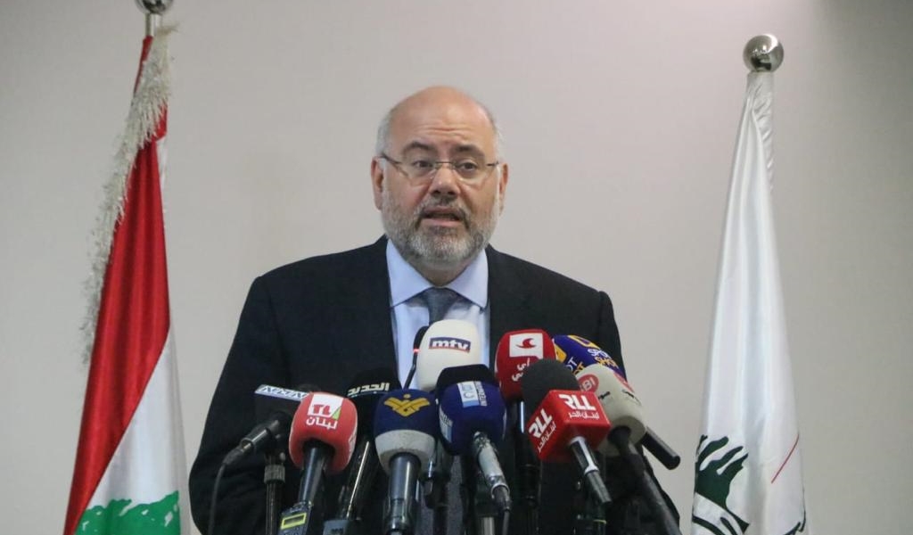 الأبيض ينبّه: لعدم التهاون بسلامة الغذاء!