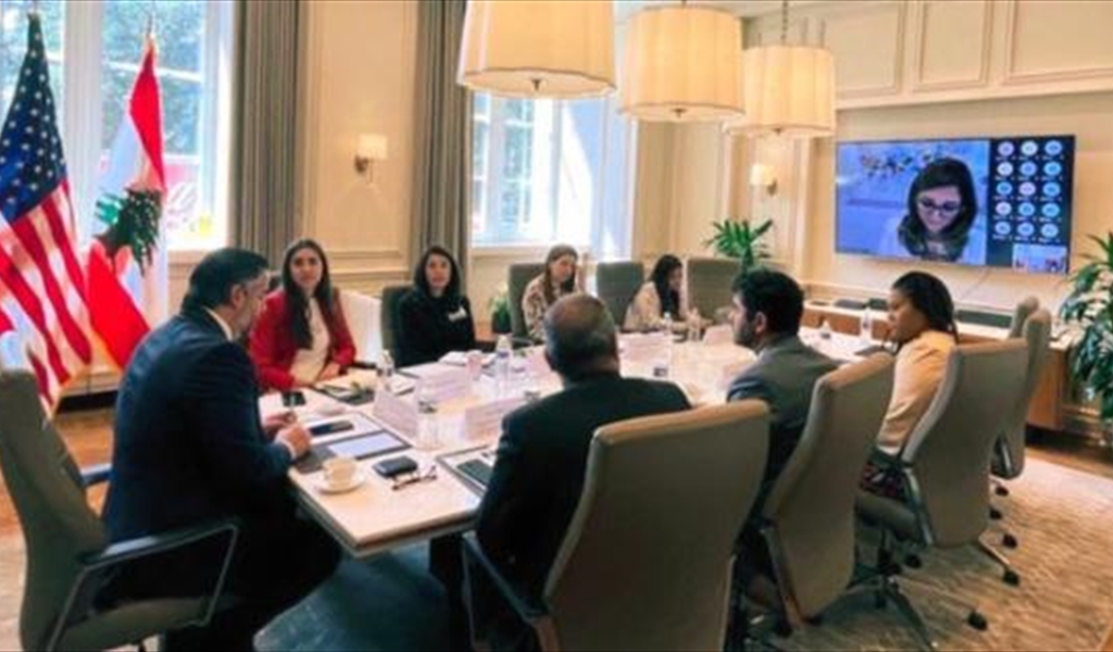 سلام خلال لقائه ممثلي 30 من كبريات الشركات الأمركية