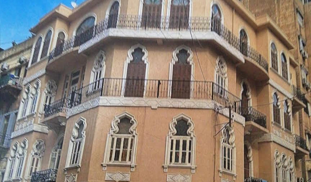 المبنى الأندلسي الباقي في بيروت بعدسة السيدة إنعام خالد