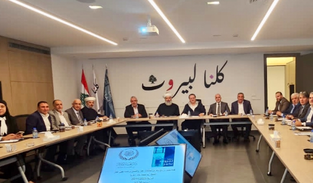 شقير والمفتي زكريا والوفد العكاري خلال اللقاء