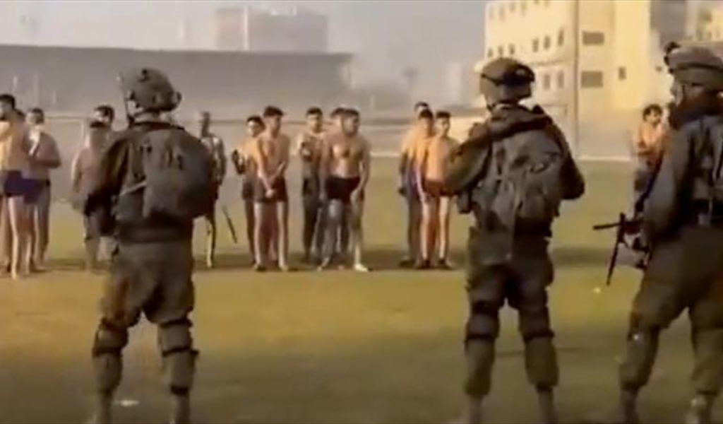 الصهاينة يحولون الملاعب لمعتقلات تنتهك حقوق الإنسان وسط صمت الفيفا!