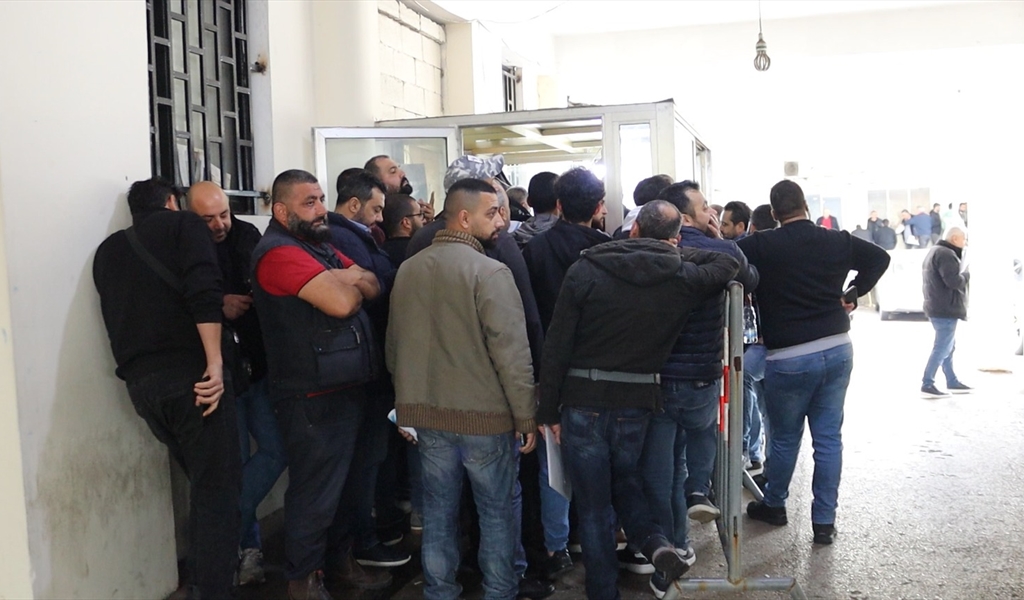 طوابير داخل النافعة في الدكوانة