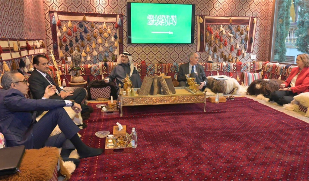 هل تكون الخماسية هي الضامنة للحوار؟