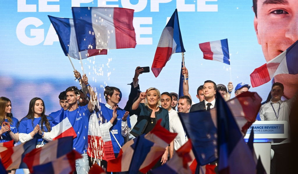 ما هي آثار الفوز الساحق  لليمين المتطرّف بالاتحاد الأوروبي؟