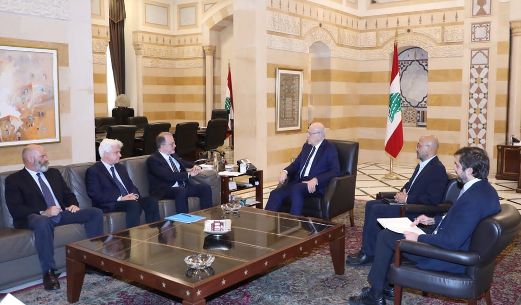 الرئيس ميقاتي مستقبلاً الوزير ياسين ونائب المدير العام لليونيسف