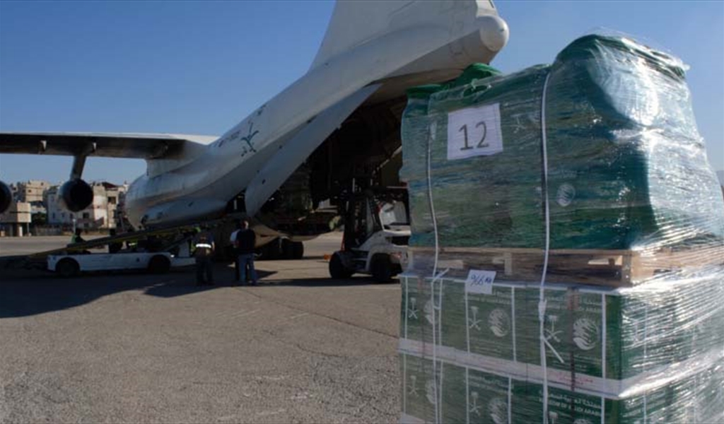 من المساعدات التي وصلت الى لبنان