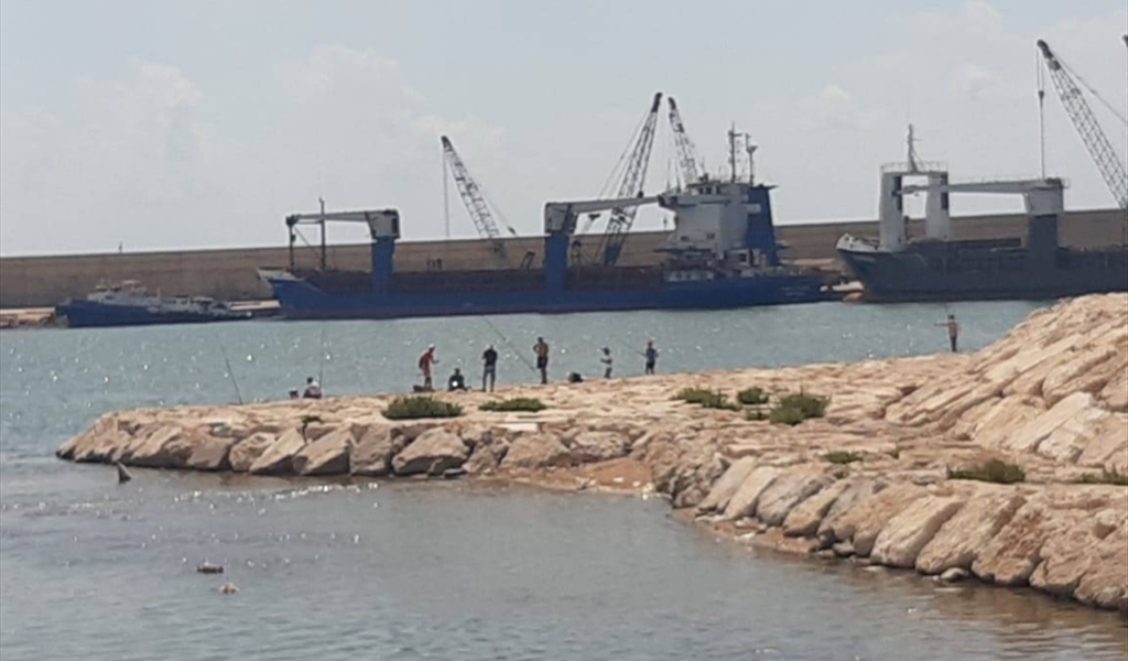 المعركة العسكرية في البحر: مقدمة لحصار لبنان الشامل؟