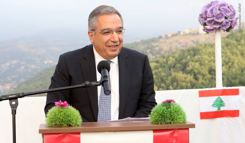 الزعني: الصناعة تأثرت بشكل كبير ولكنها صامدة