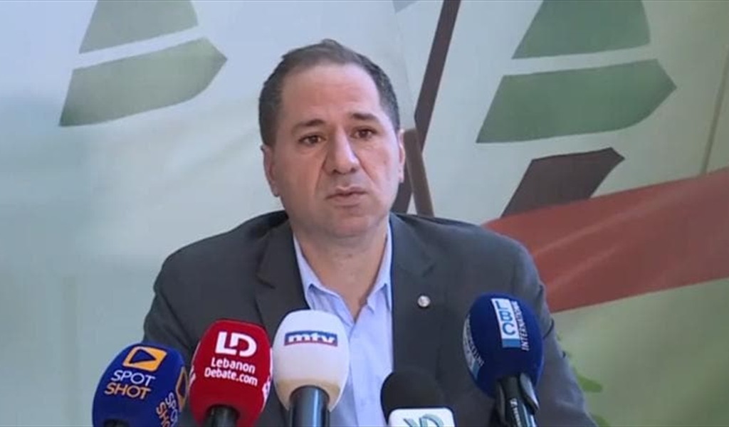 بعد سقوط النظام في سوريا.. هذا ما طلب الجميل بإزالته من لبنان!