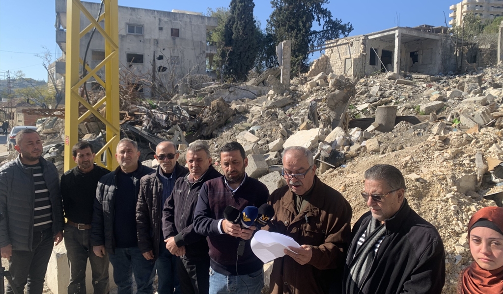 فقيه خلال المؤتمر الصحفي