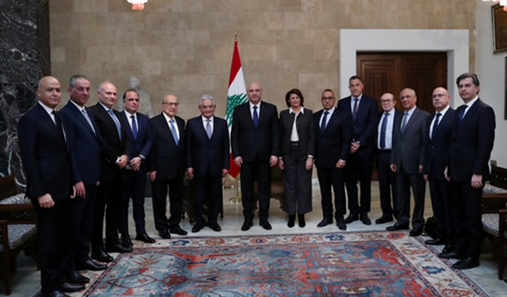 عون لوفد جمعية المصارف: مشكلة الودائع تحتاج إلى تضافر الجهود