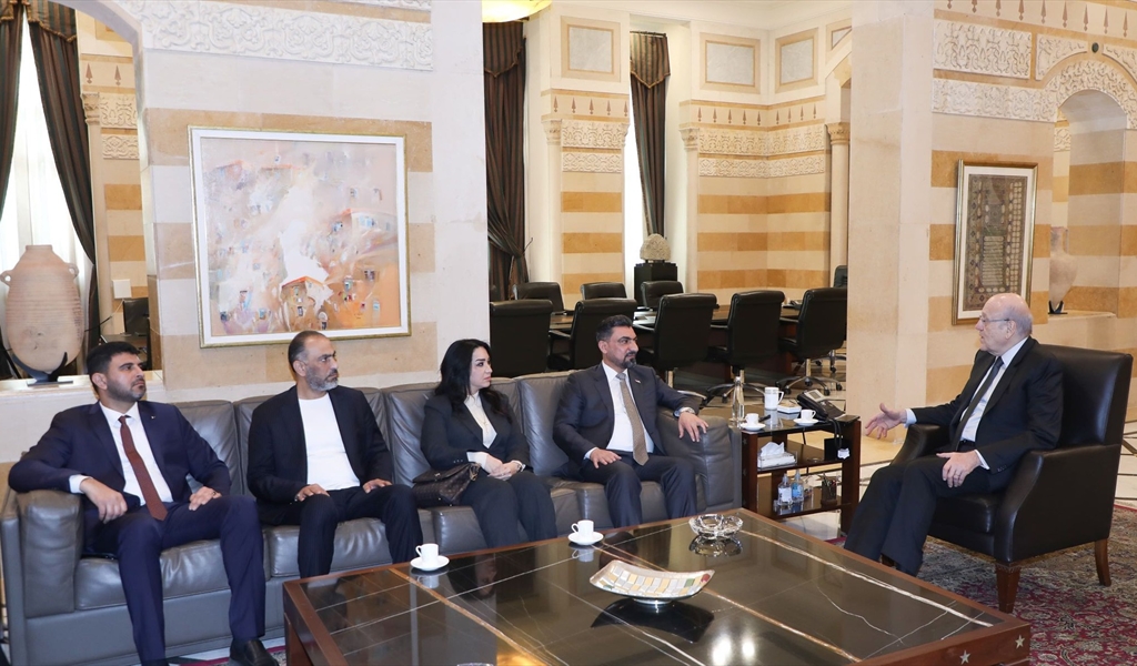 الرئيس ميقاتي خلال اجتماعه مع الوفد العراقي