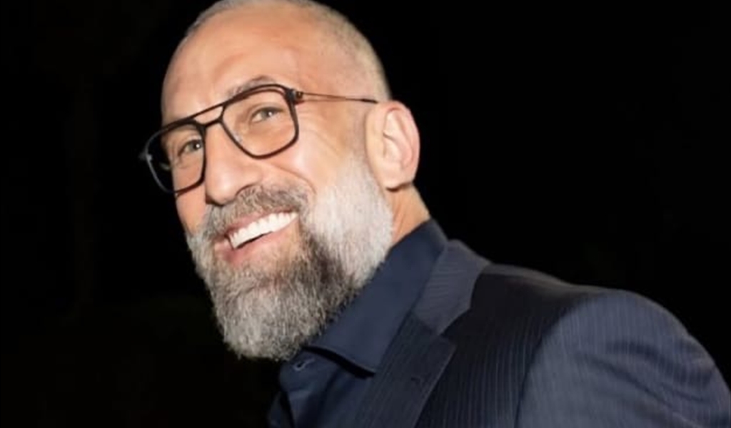 يا جبل ما يهزك ريح.. كيف رد فادي الخطيب على الاتهامات؟..