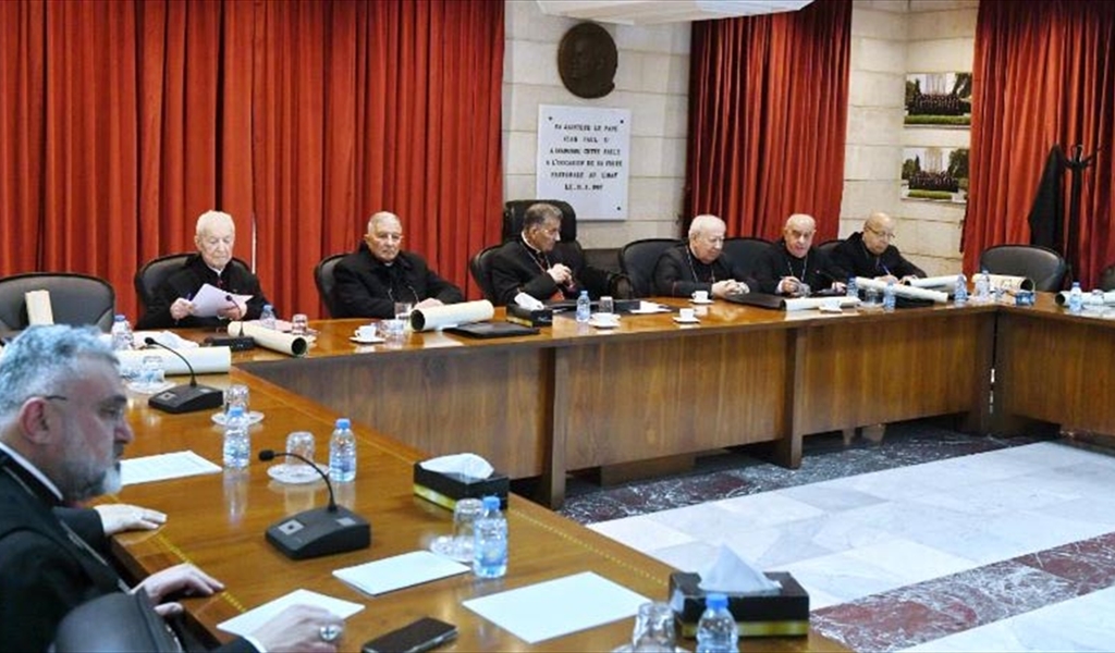 جانب من اجتماع المطارنة الموارنة
